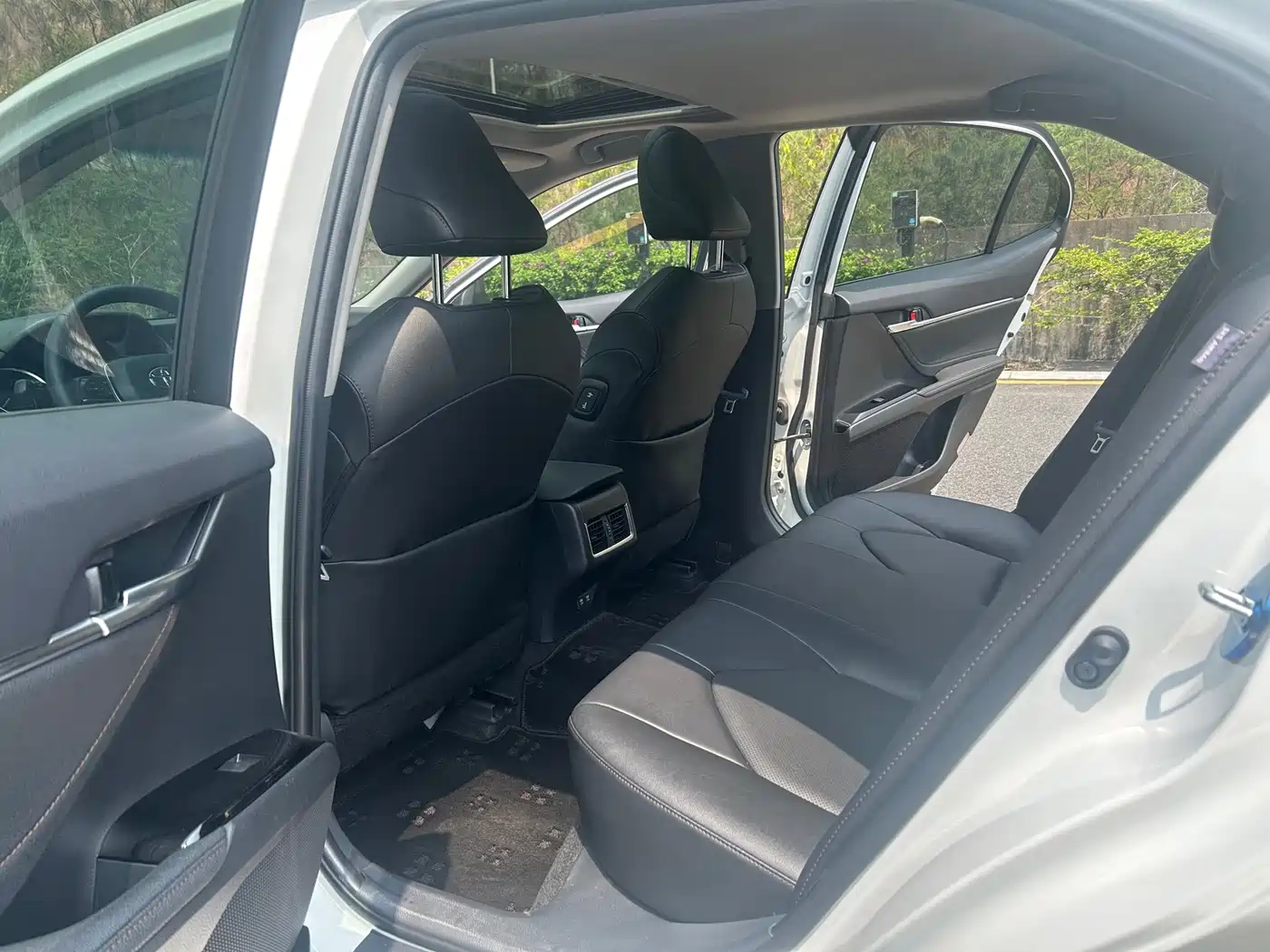 Toyota Camry 2022 2.0GVP Leading Edition фото 6