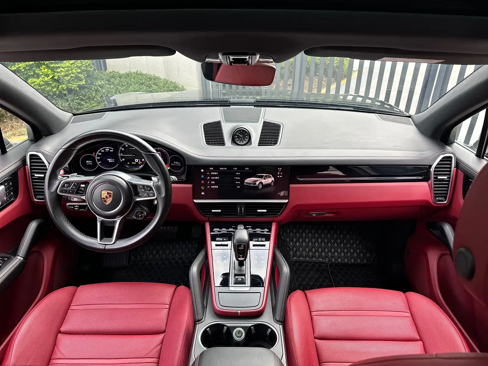 صورة 13 - Porsche Cayenne New Energy