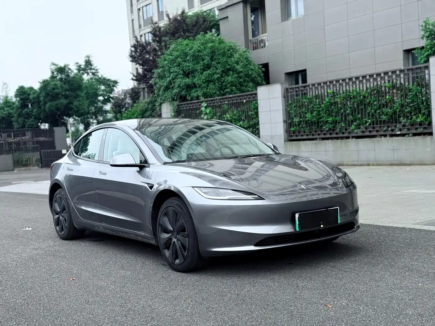 Tesla Model 3 2025 Long Range All-Wheel Drive фото 4