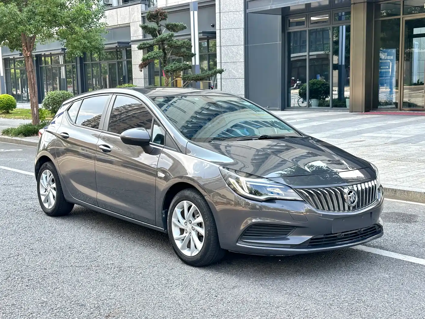 Фото 3 - Buick Verano