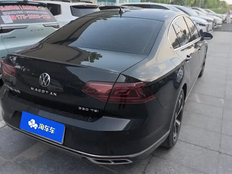 Volkswagen Magotan 2023 Model 2 Million Commemorative Edition 330TSI DSG Luxury фото 3
