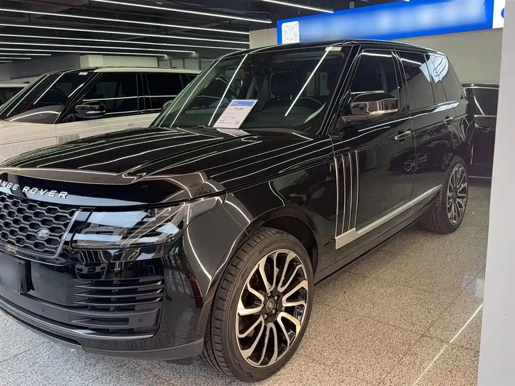 Land Rover Range Rover 2021 3.0 L6 Golden Age Edition фото 2