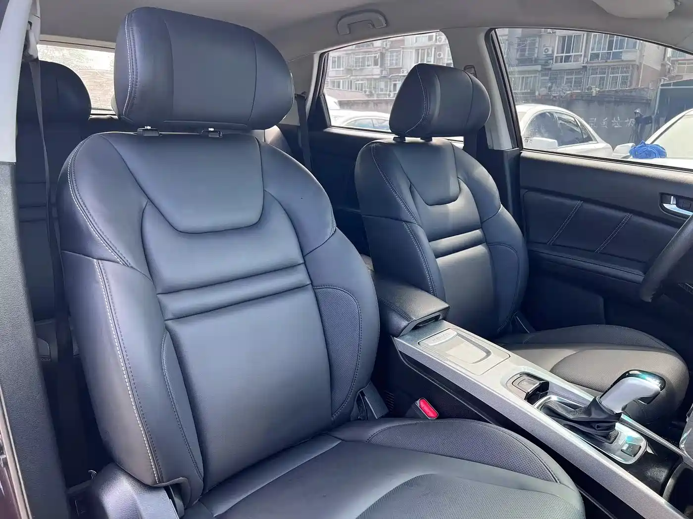 Luxgen U6 SUV 2016 2016 1.8T Fashion Upgrade