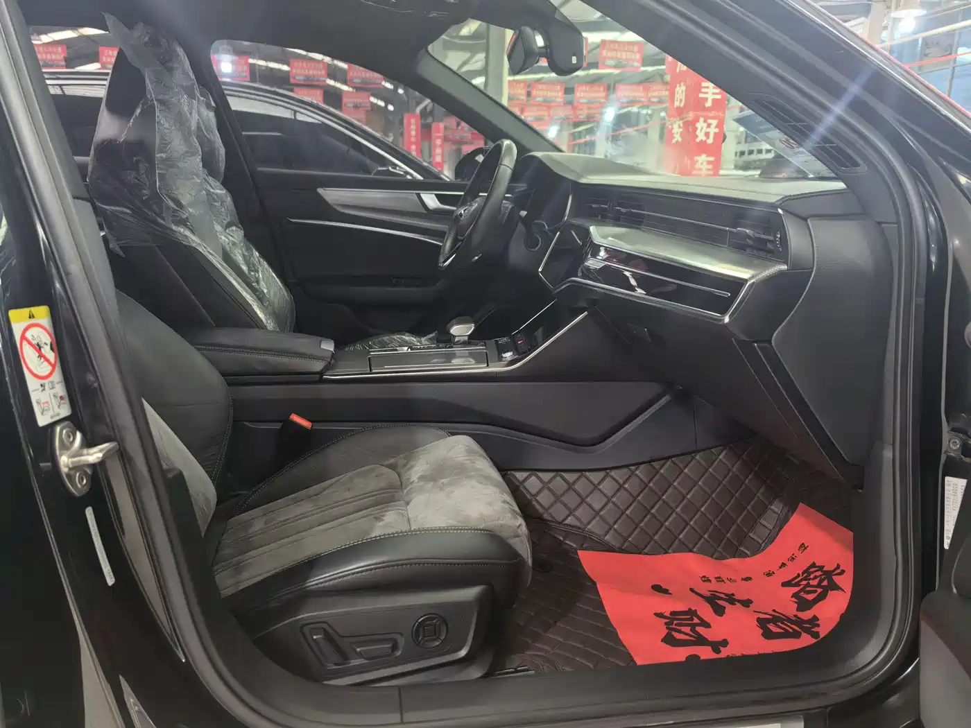 Audi A6L 2020 40 TFSI Luxury Elegance фото 4