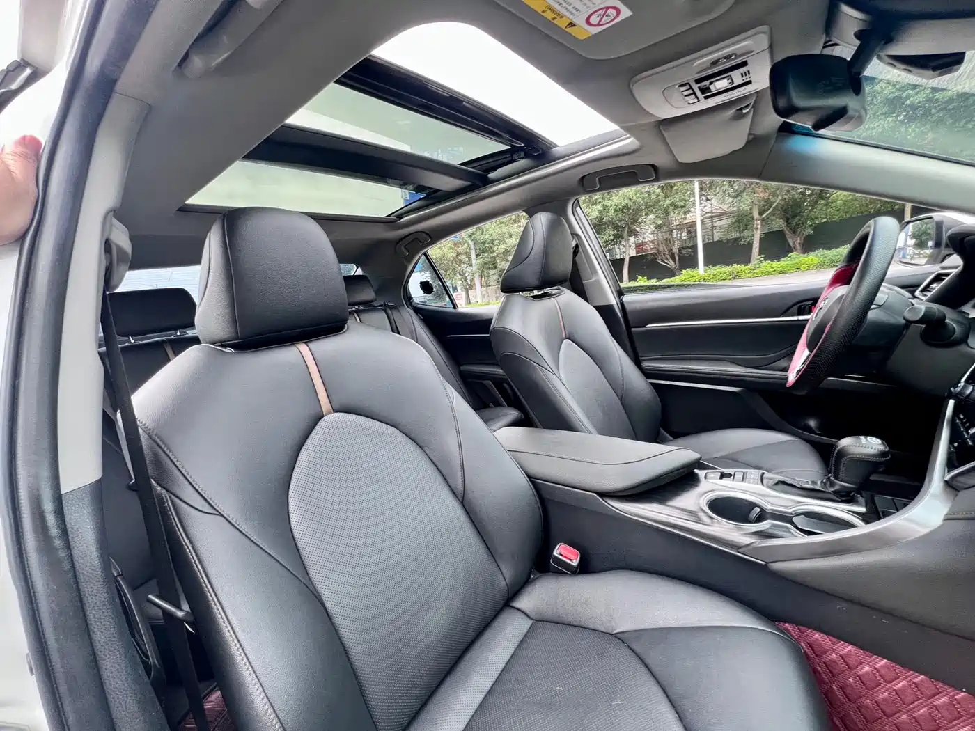 Toyota Camry 2021 2.5G Luxury Edition фото 11
