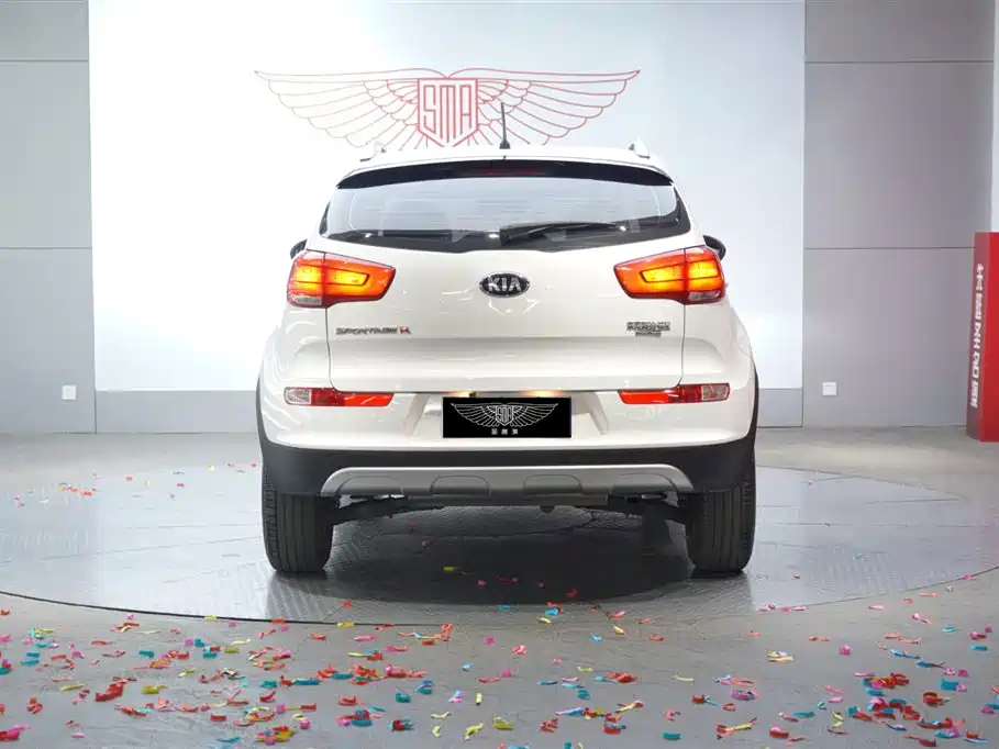 Kia Sportage 2016 2.0L Automatic 2WD GL фото 5