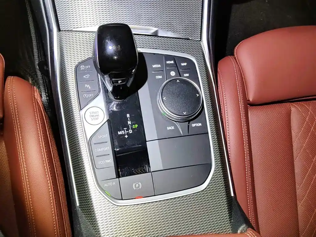 Photo 14 - BMW 3 Series
