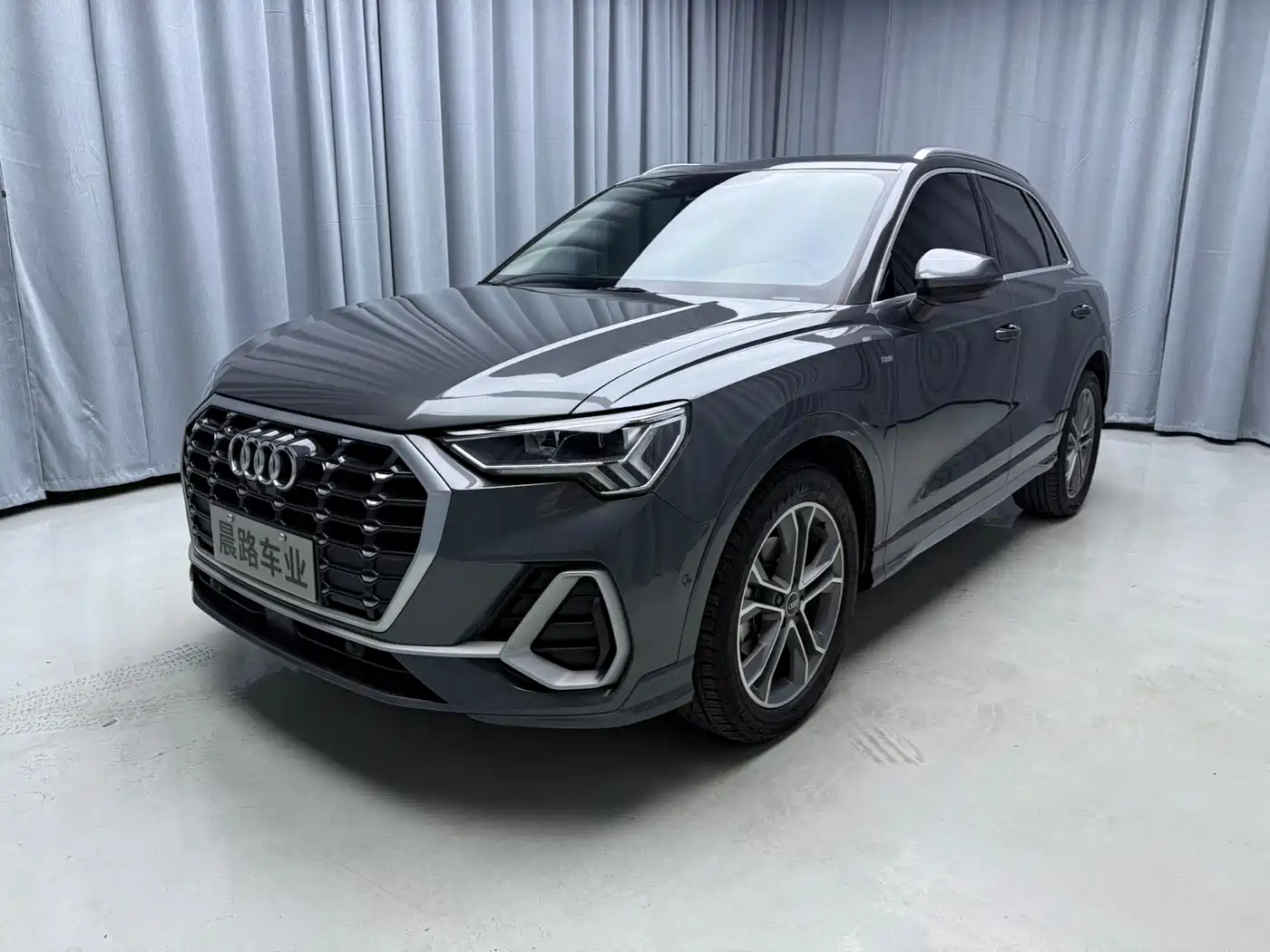 Audi Q3 2023 35 TFSI Fashion Dynamic (1.4T)