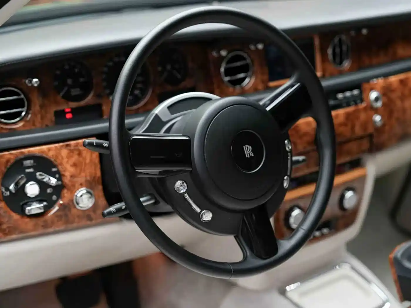 Rolls-Royce Phantom 2011 2006 6.7L Extended Wheelbase EWB