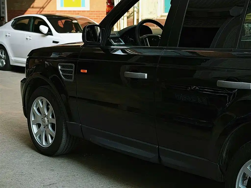 Land Rover Range Rover Sport 2005 Sport V8 4.4 фото 13