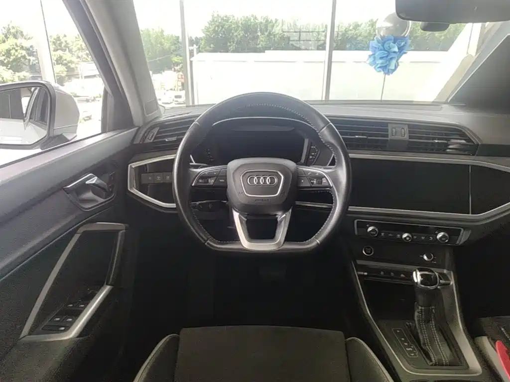 Audi Q3 2020 35 TFSI Fashion Dynamic фото 17