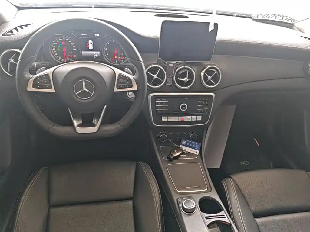 Mercedes-Benz GLA 2019 GLA 200 Fashion фото 10