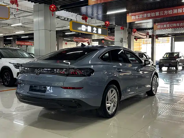 Volkswagen Lamando 2023 Lamando L 280TSI DSG Glamour Edition — фото 4