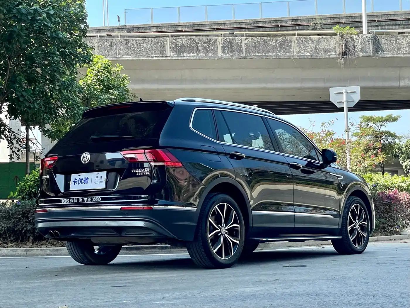 Volkswagen Tiguan L 2019 Facelift 330TSI Auto 2WD Smart Luxury China VI фото 7