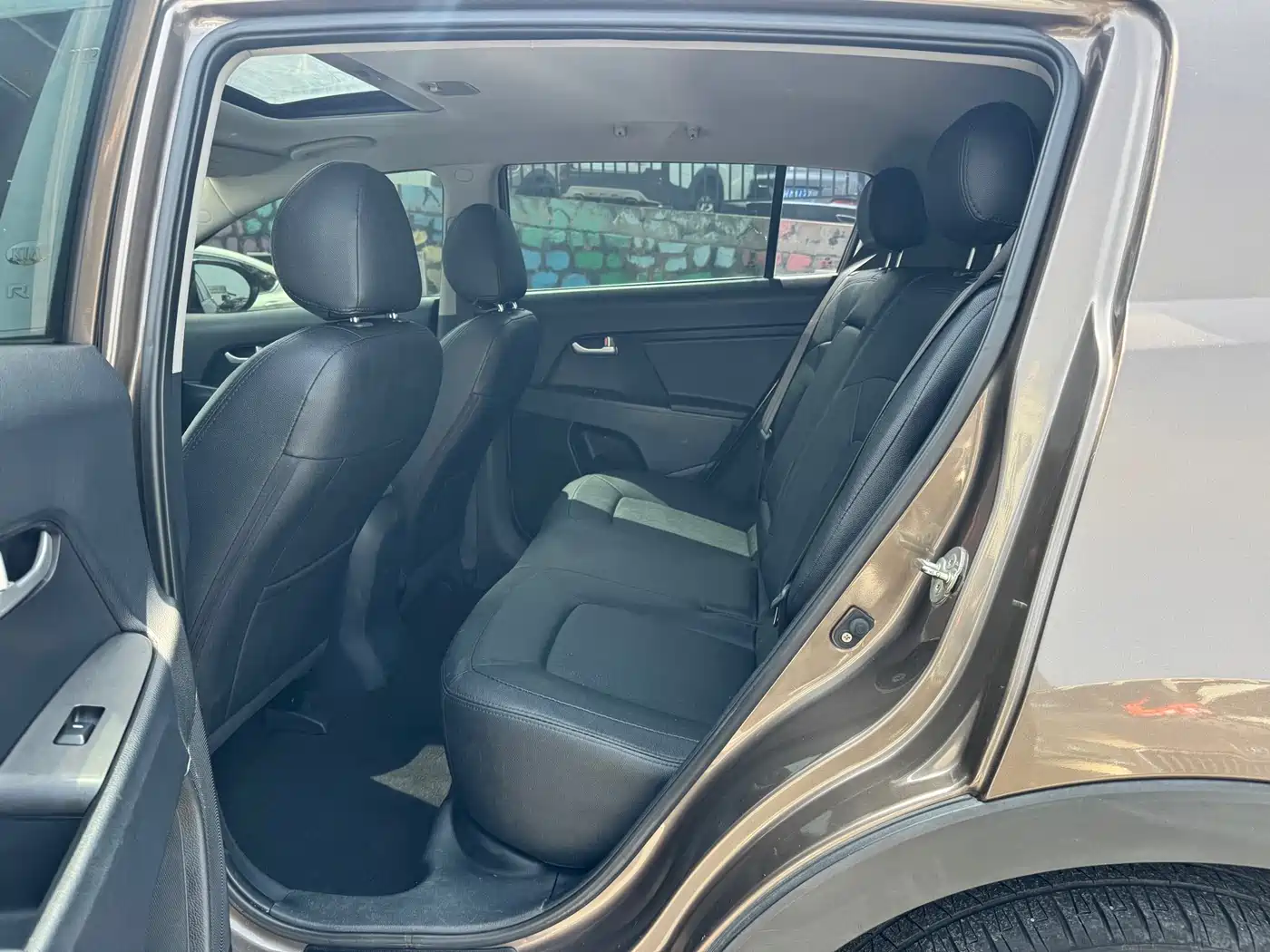 Kia Sportage 2015 2.0L Automatic 2WD GL фото 6