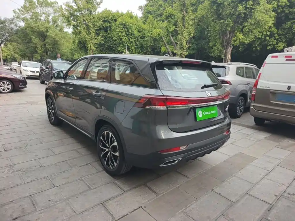 Changan X7 PLUS 2025 2024 1.5T Automatic Noble 7-Seater