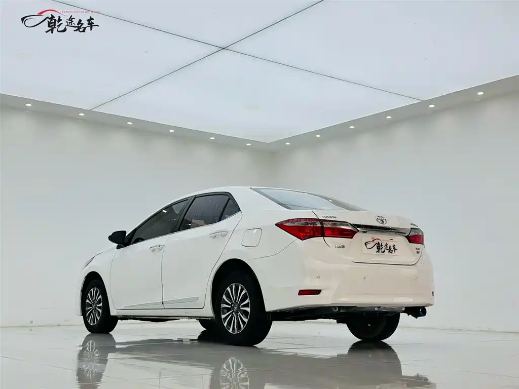 Toyota Corolla 2017 Facelift 1.2T S-CVT GL-i фото 7