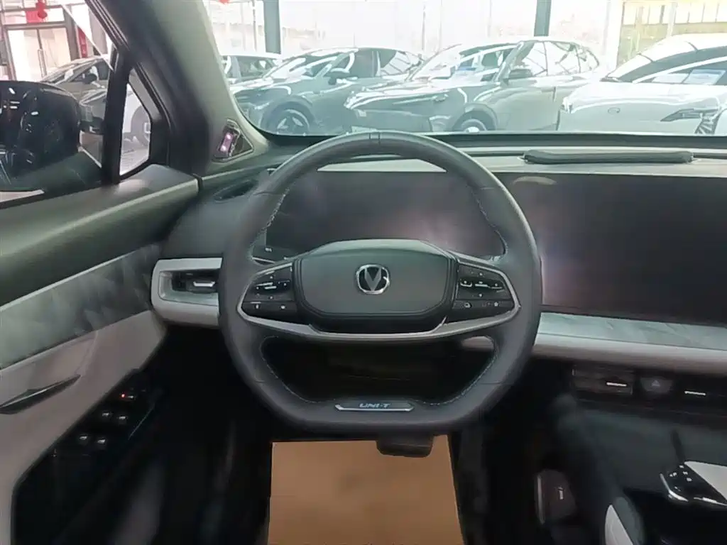 CHANGAN UNI-T