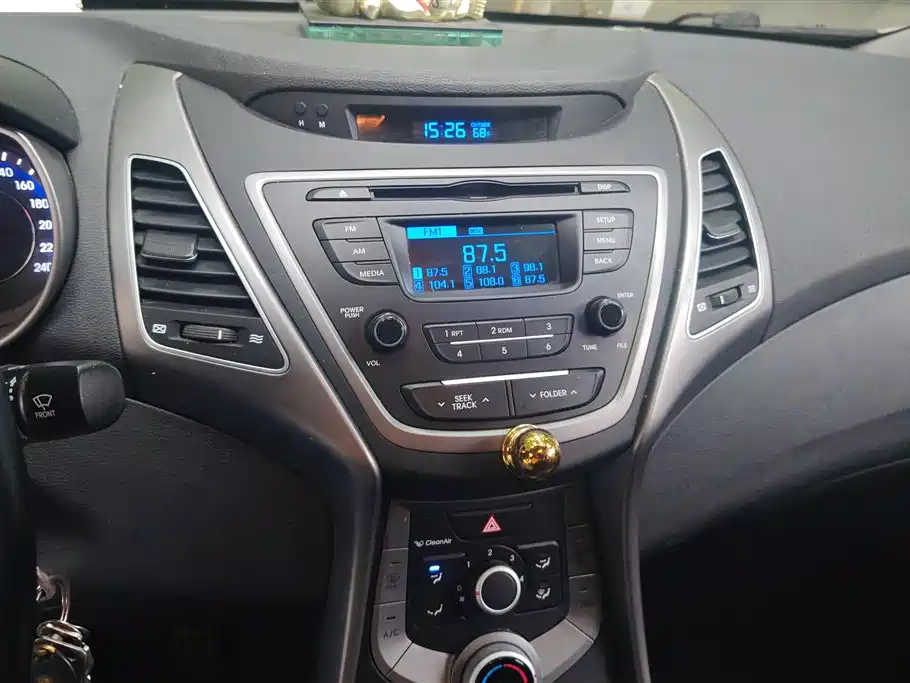 Hyundai Langdong 2016 1.6L Manual Fashion Model фото 13