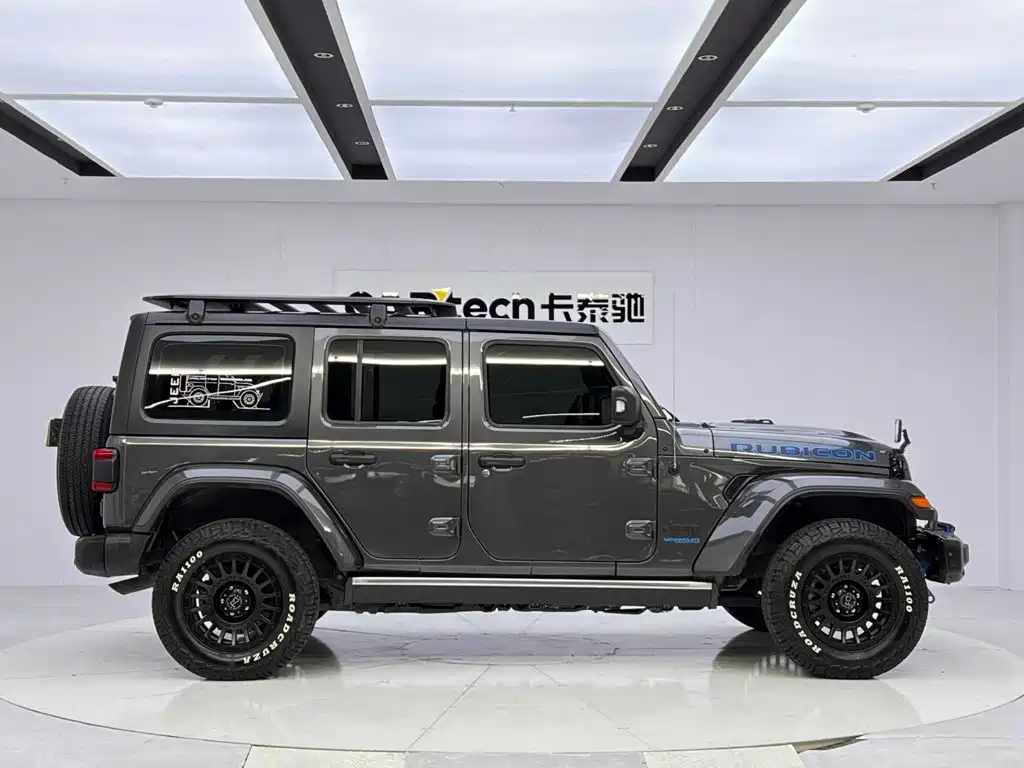 Фото 6 - Jeep Wrangler 4xe