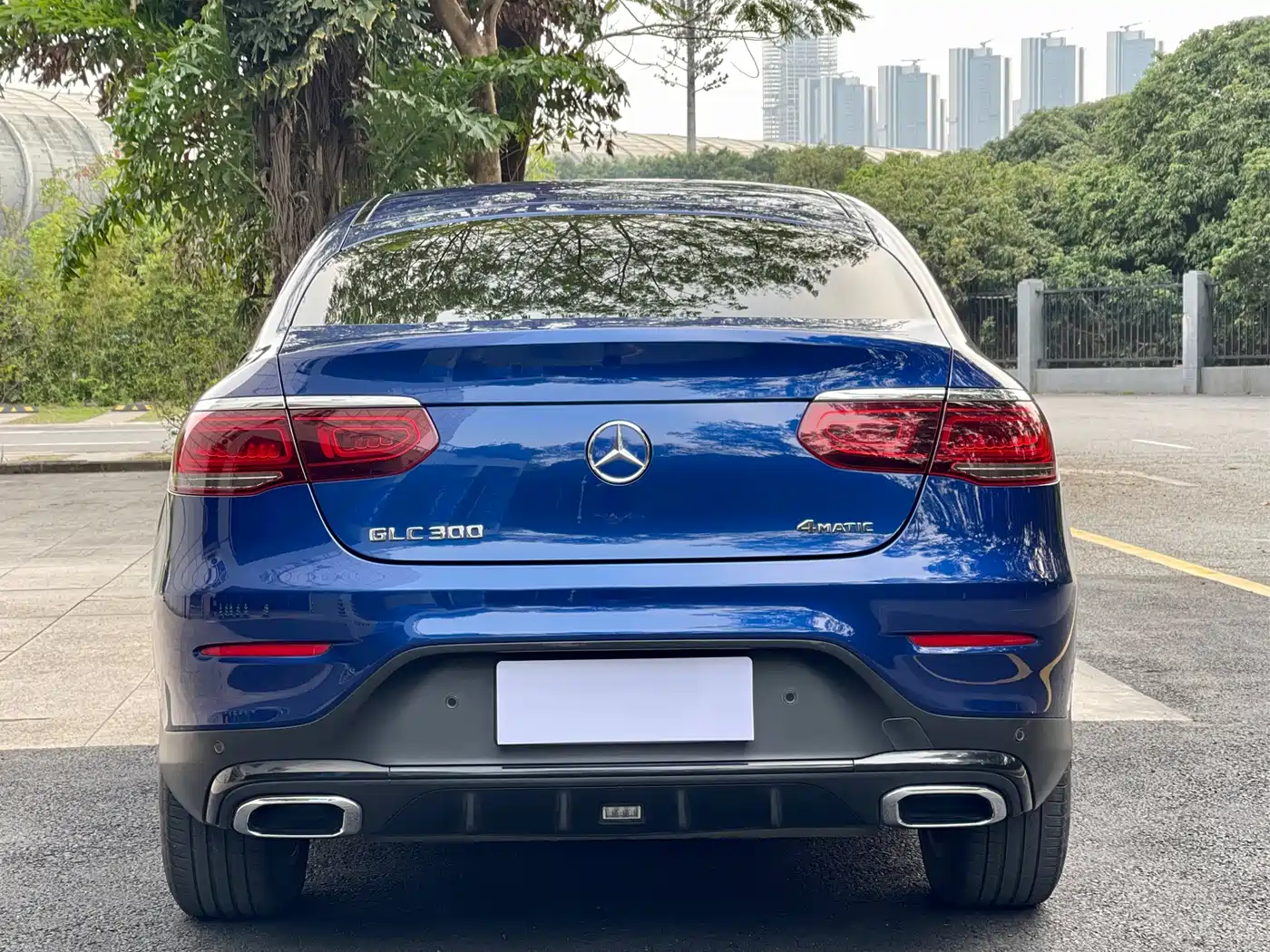 Mercedes-Benz GLC Coupe 2020 GLC 300 4MATIC Coupe SUV фото 5