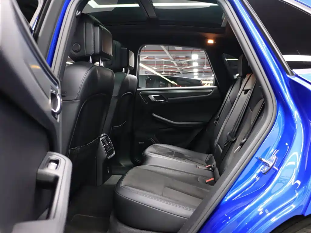 Porsche Macan 2017 Macan 2.0T фото 17