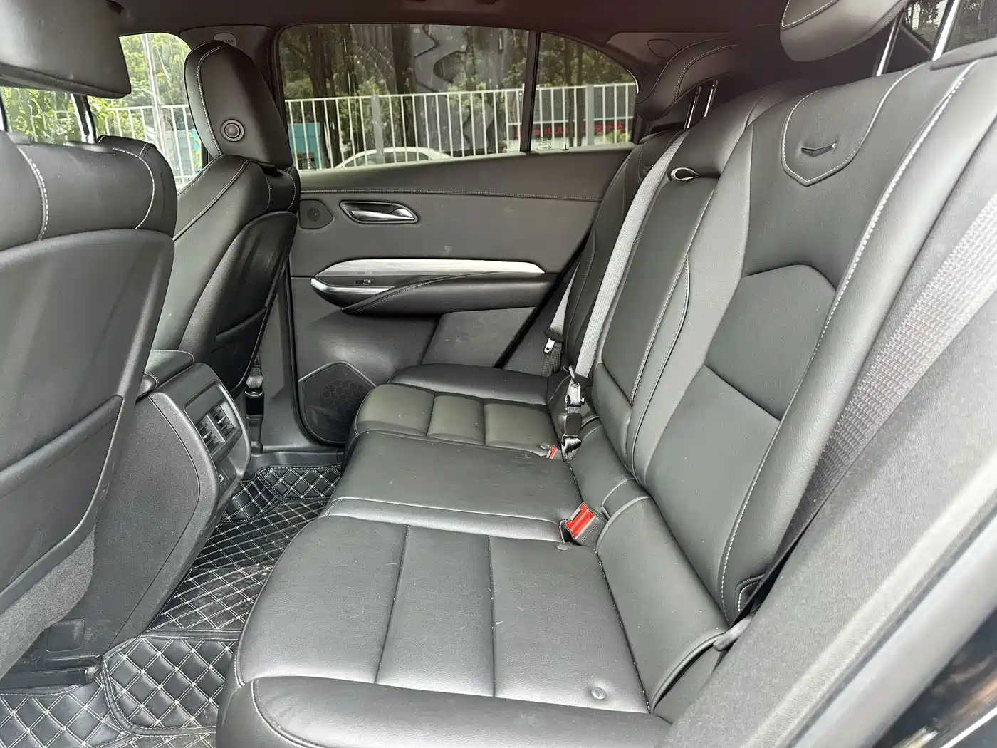 Cadillac XT4 2023 2024 28T 2WD Luxury