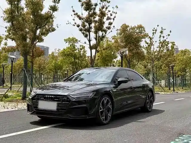 Audi A7L 2024 45TFSI S-line Dream Edition Crystal Package