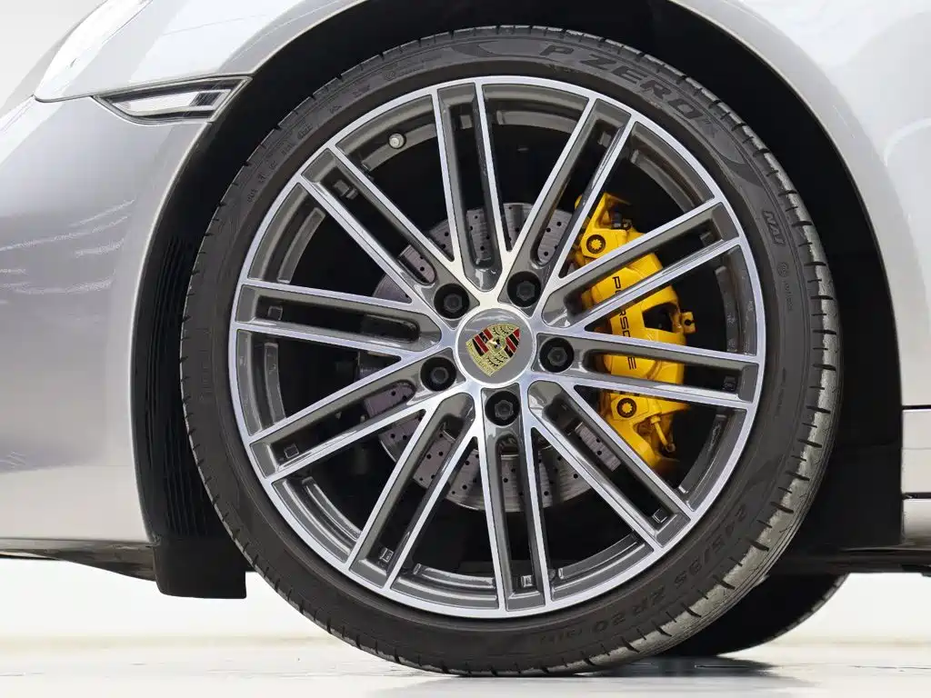 Photo 30 - Porsche 911