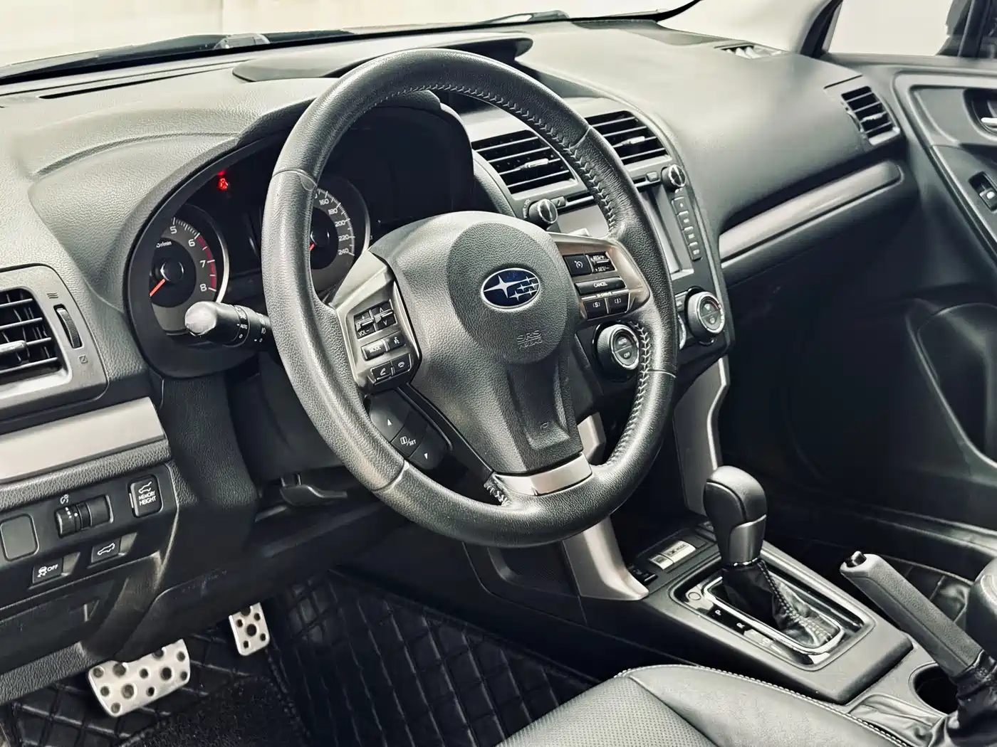 Subaru Forester 2013 2.5i Automatic Premium Edition фото 7
