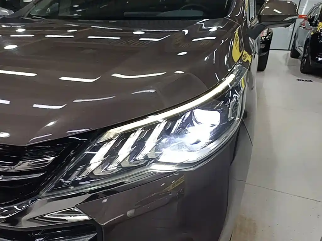 SAIC Maxus Maxus G50 2019 1.5T First Edition Automatic Luxury 6-Seater фото 24