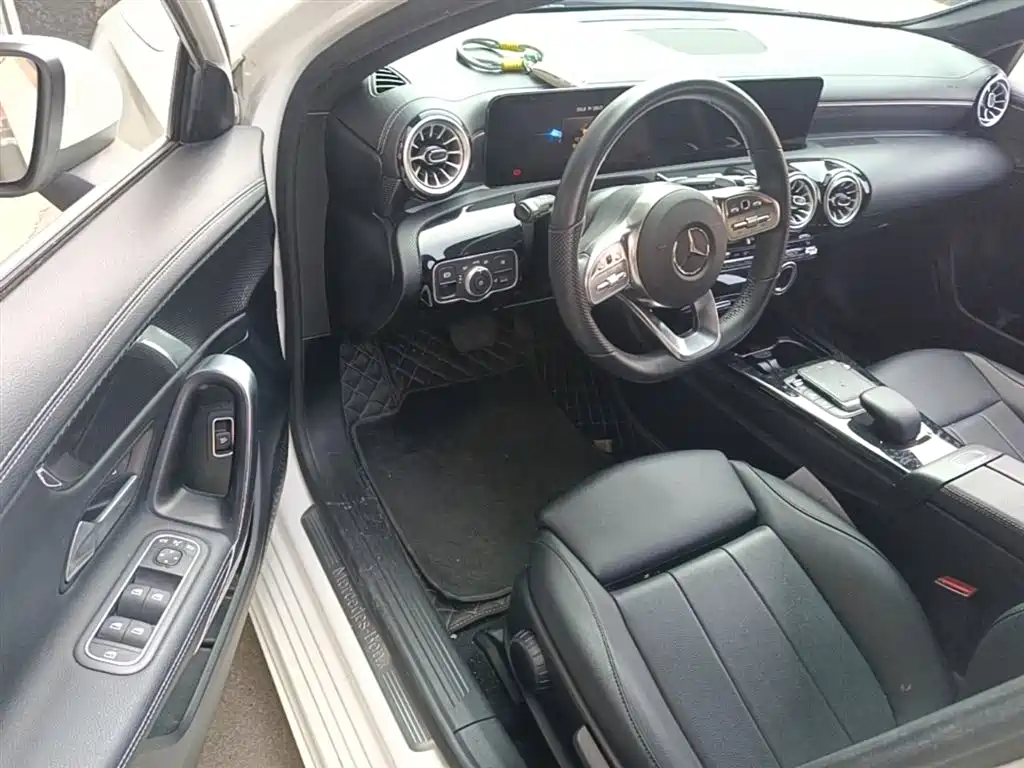 Mercedes-Benz A-Class 2022 Facelift A 200 L Sport Sedan Fashion Style фото 16
