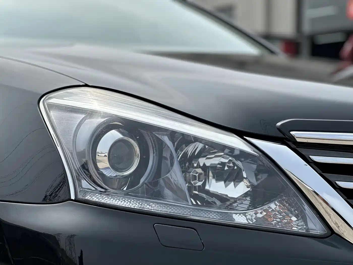 Toyota Crown 2010 2.5L Royal фото 30