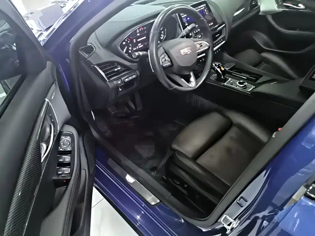 Фото 16 - Cadillac CT5