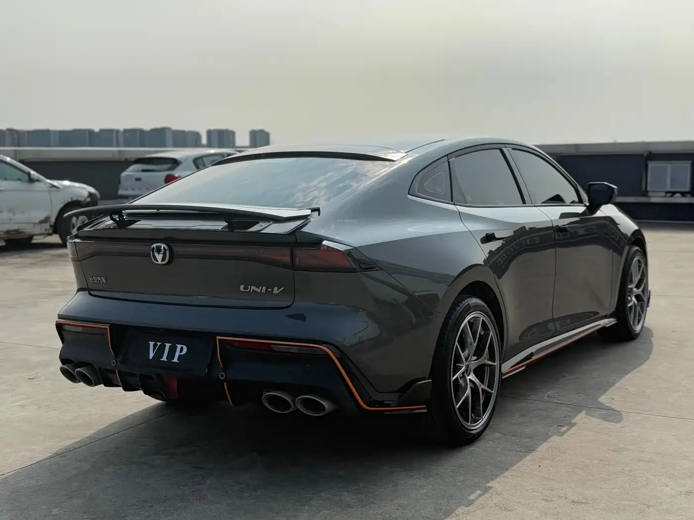 CHANGAN UNI-V