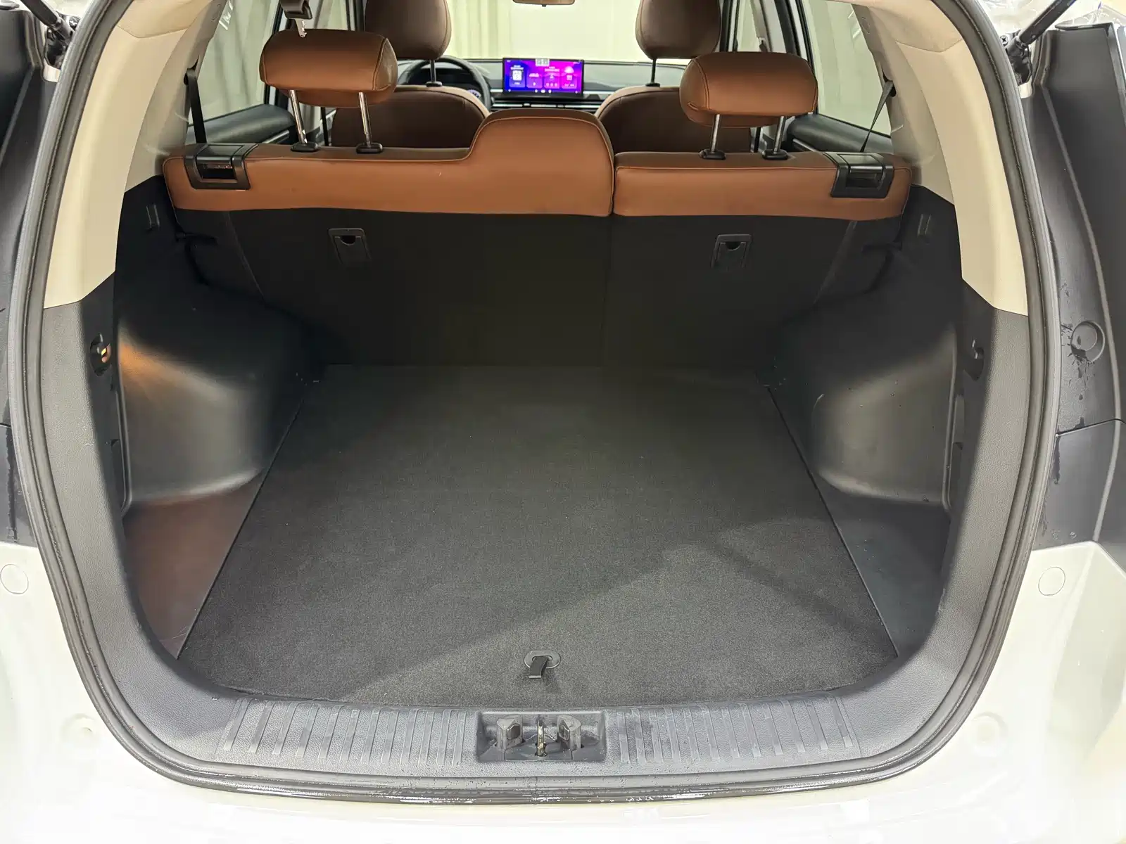 Photo 32 - Geely Emgrand X6