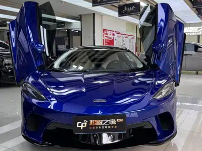 McLaren GT