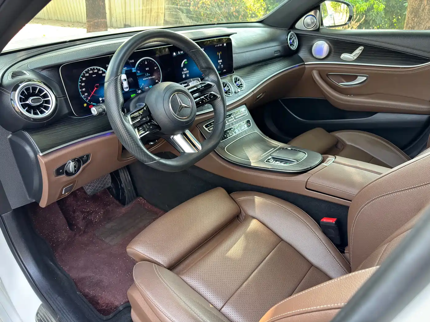 MERCEDES-BENZ E CLASS