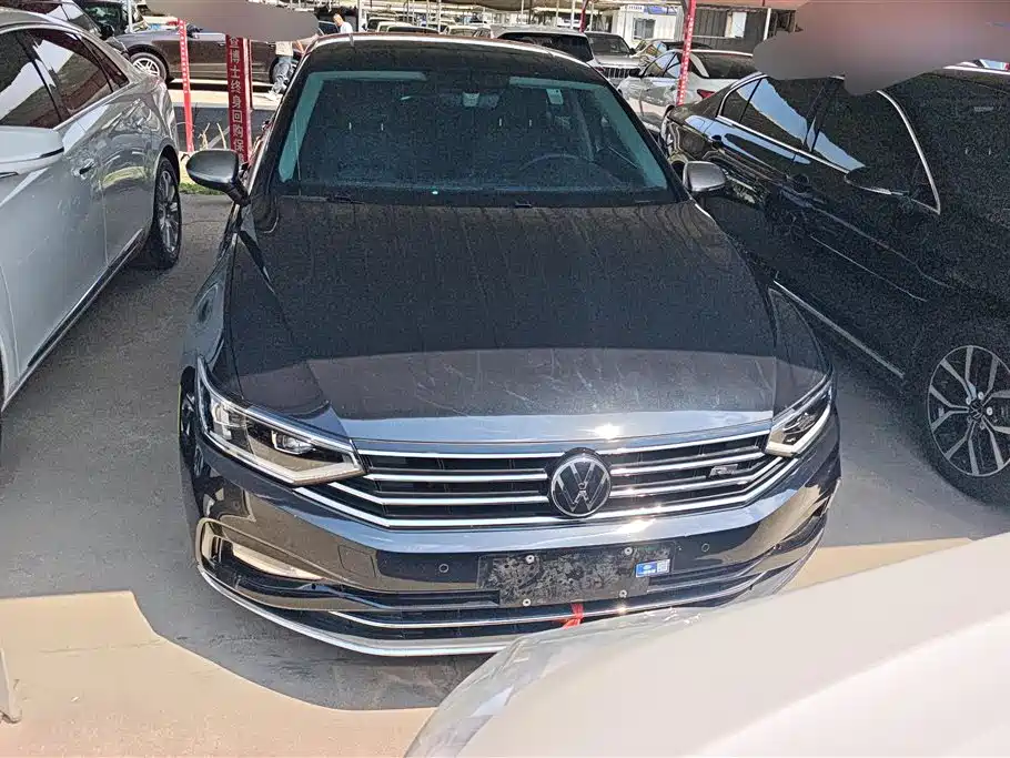 Volkswagen Magotan 2020 330TSI DSG Leading фото 2