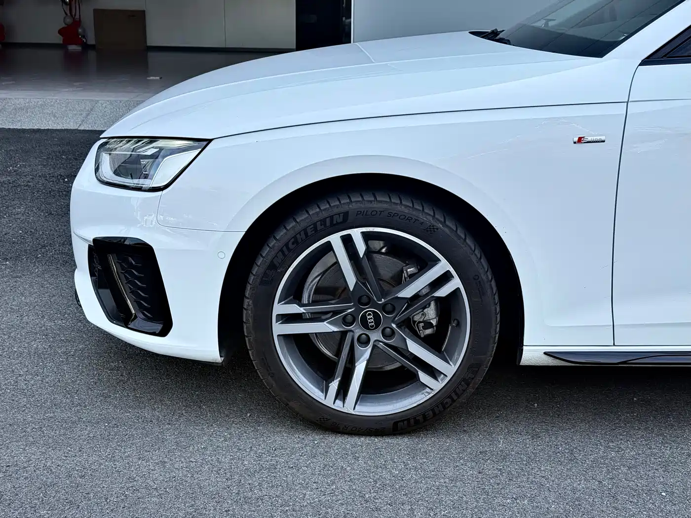 Audi A4L 2020 40 TFSI Fashion Dynamic Edition фото 18