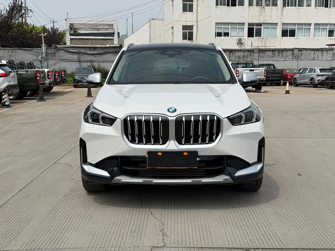BMW X1 2023 sDrive25Li X Design Package фото 2