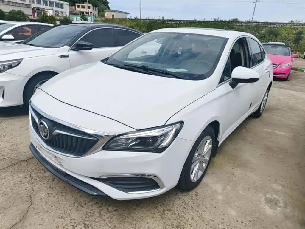 Photo 2 - Buick Verano