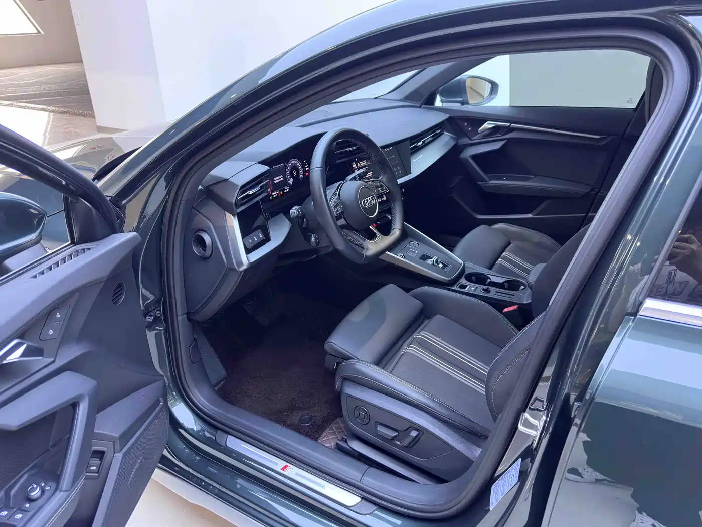 Audi A3 2023 Facelift A3L Limousine 35 TFSI Fashion Sport фото 8