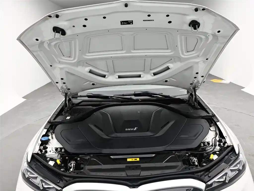 BMW i3 2022 eDrive 35 L фото 18
