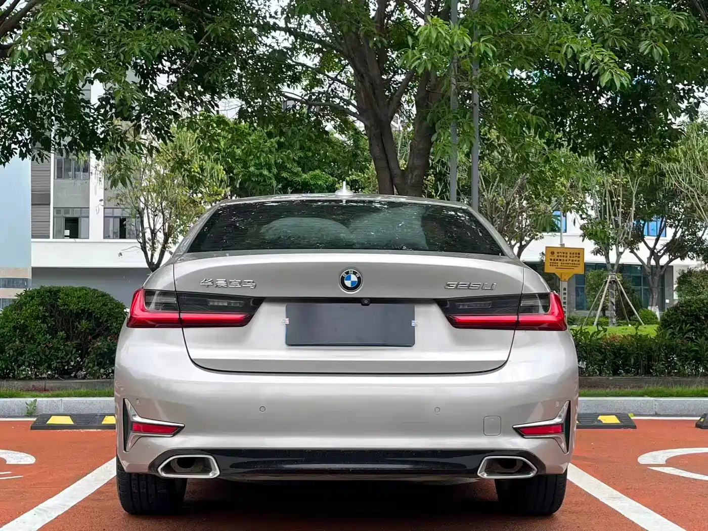 BMW 3 Series 2020 325Li Launch Edition фото 8