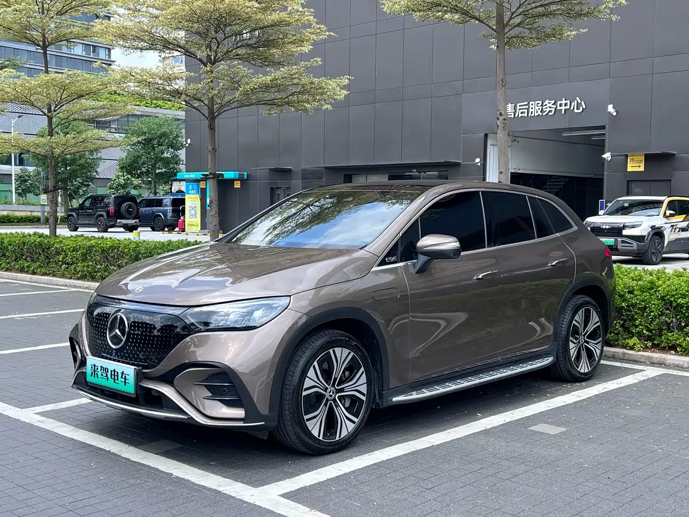 Mercedes-Benz EQE SUV 2023