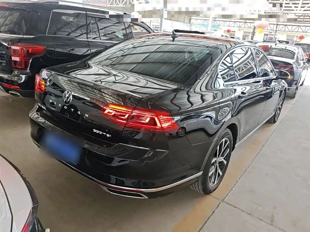 Volkswagen Magotan 2020 330TSI DSG Luxury фото 7