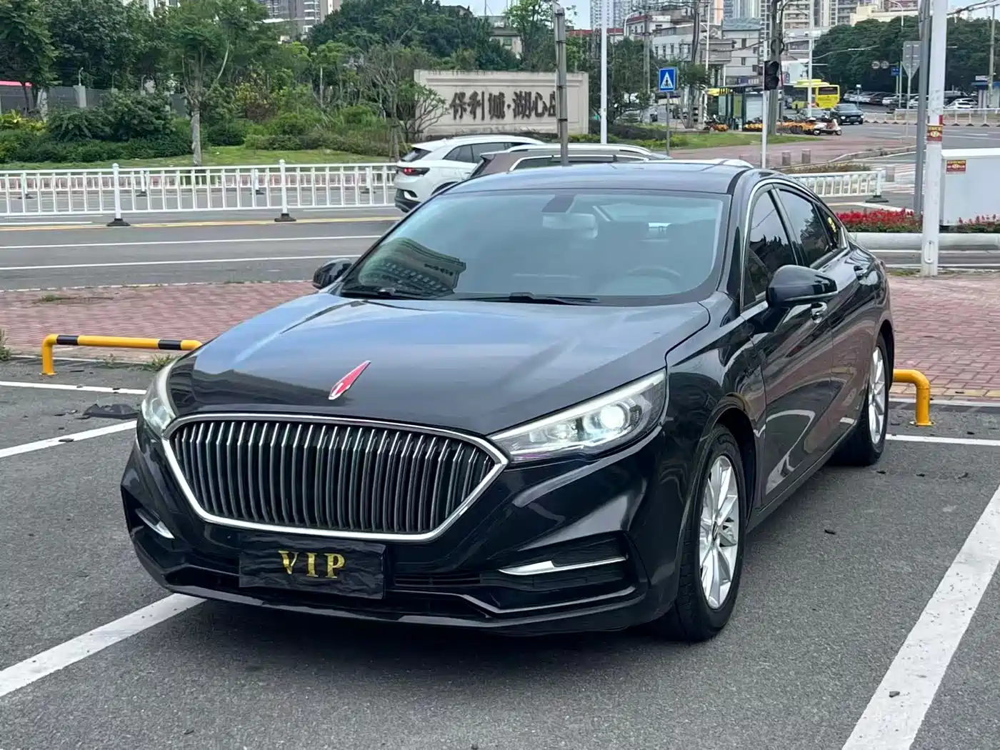 Hongqi H5 2019 30TD Style Edition