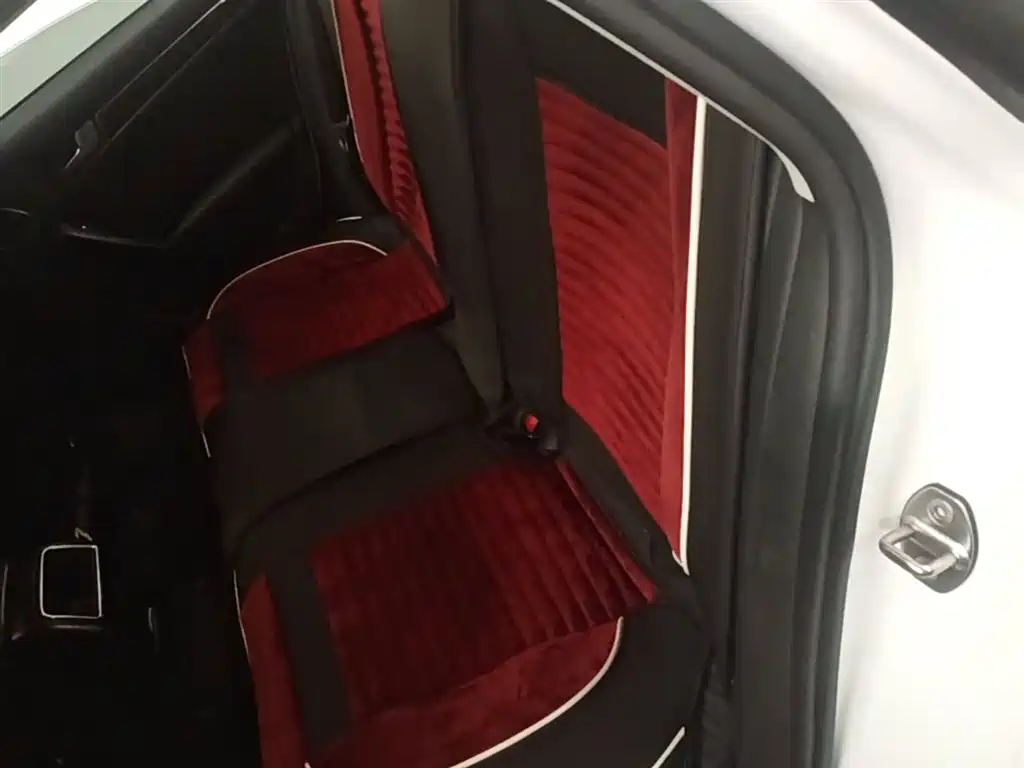 Audi A4L 2013 35 TFSI Automatic Comfort фото 17