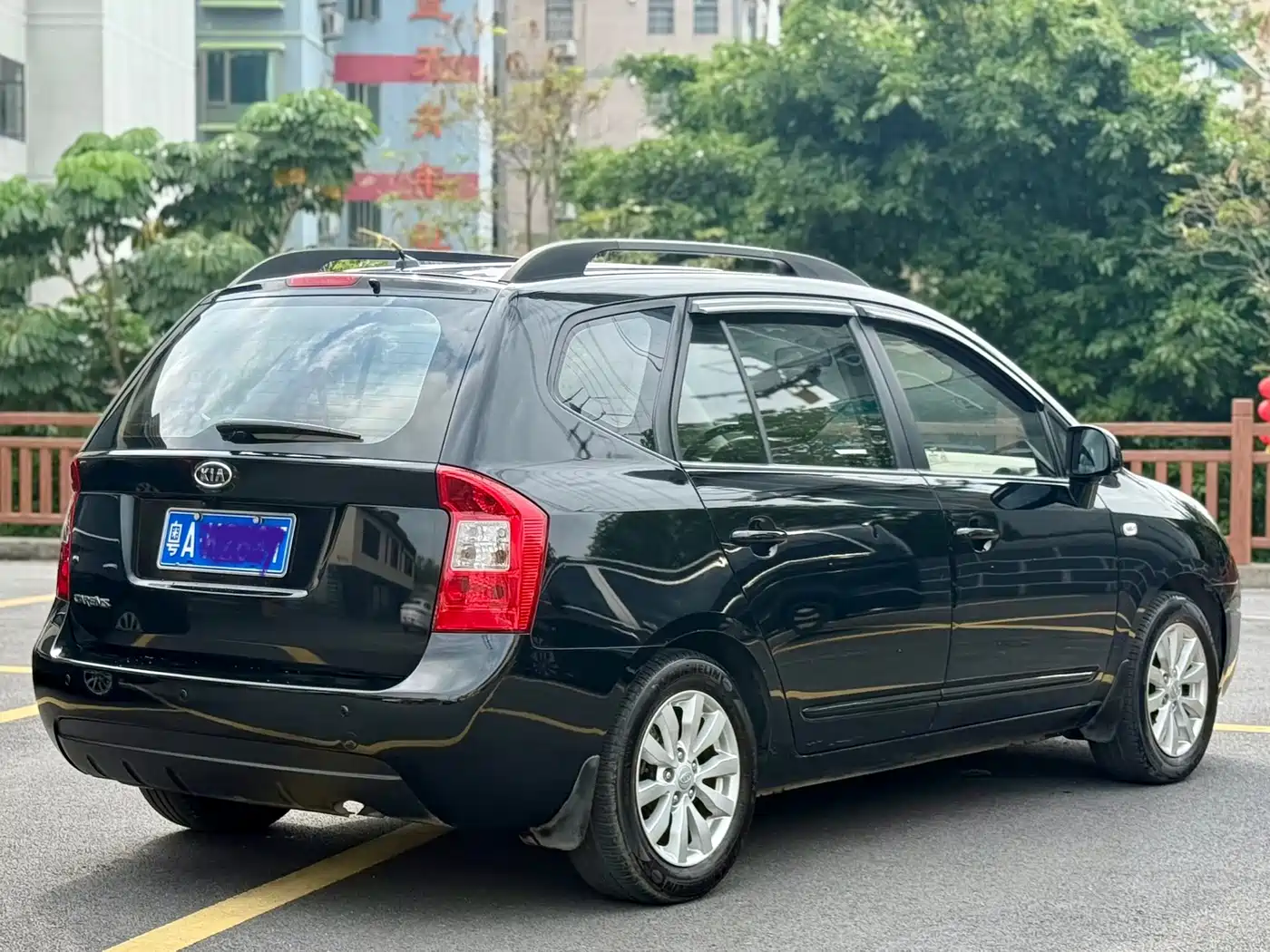 Kia Carens 2011 2.0L 7-Seater Automatic Luxury фото 6